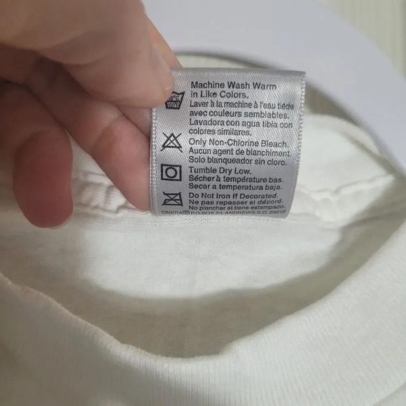 Vintage Oneita Yellowstone Buffalo Graphic Tee Shirt Youth Small Single Stitch - Picture 5 of 6